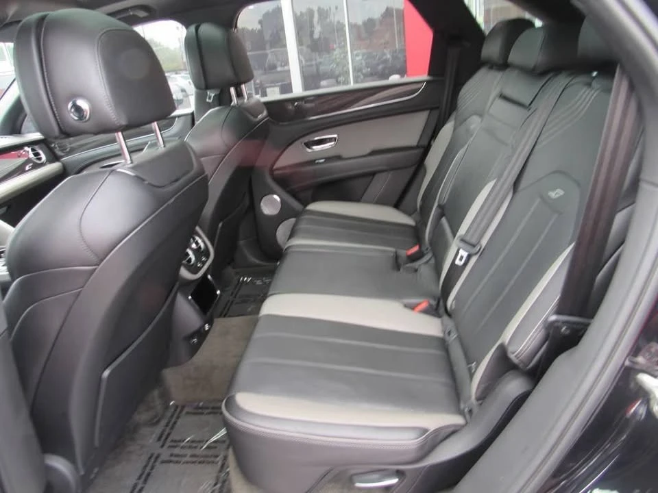 2022 Bentley Bentayga - Image 15 of 20