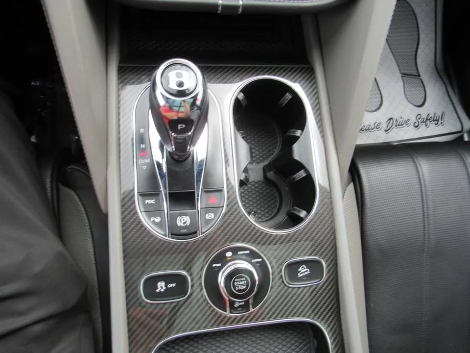 2022 Bentley Bentayga - Image 19 of 20