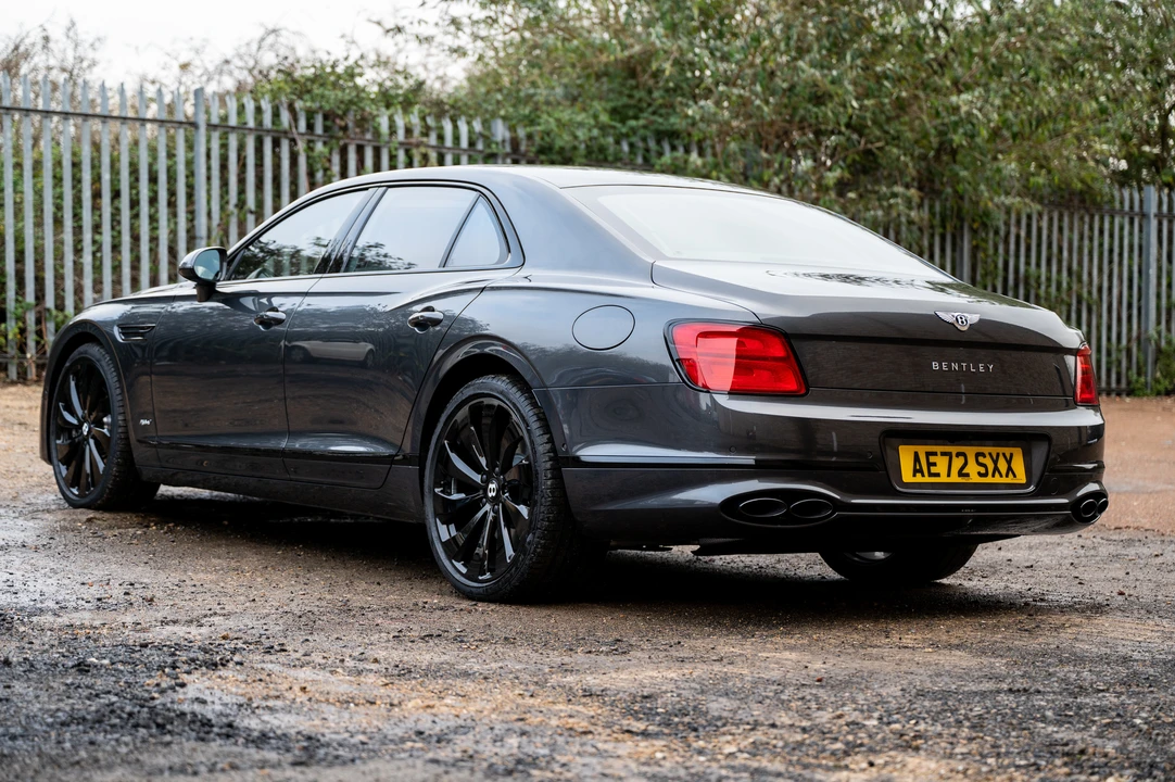 2022 Bentley Continental Flying Spur - Image 16 of 31