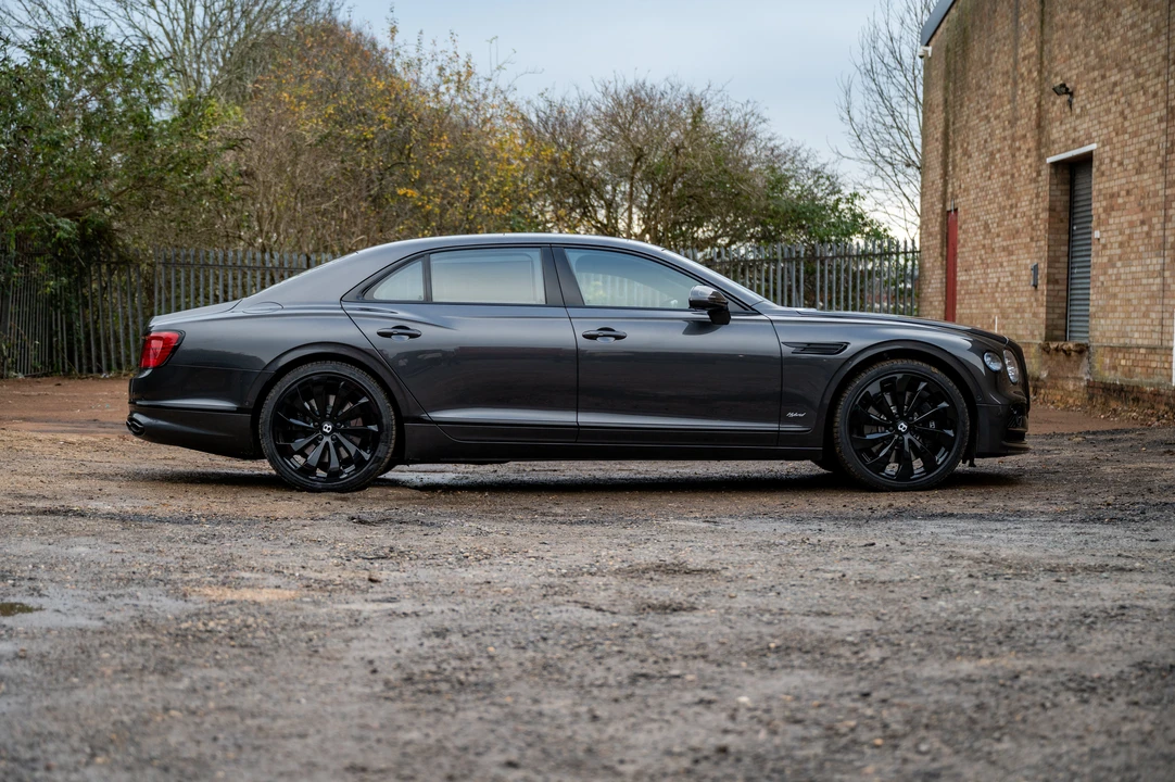 2022 Bentley Continental Flying Spur - Image 13 of 31