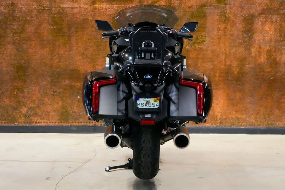 2022 BMW K1600 - Image 8 of 9