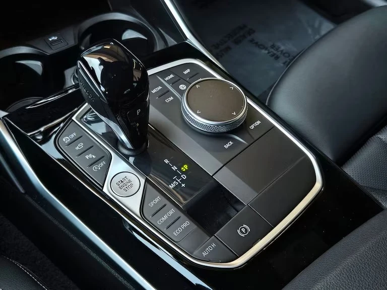2022 BMW G42 2 Series - Image 8 of 12