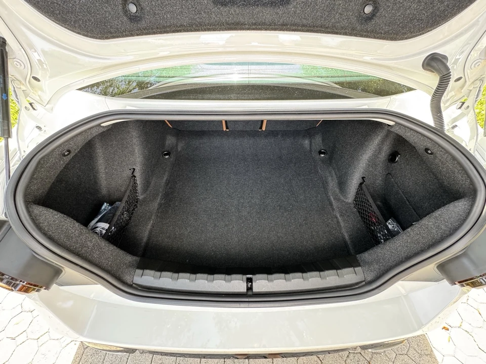 2022 BMW G42 M240i - Image 11 of 21