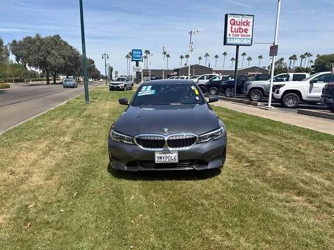2022 BMW 3 Series 318i Sedan 4D