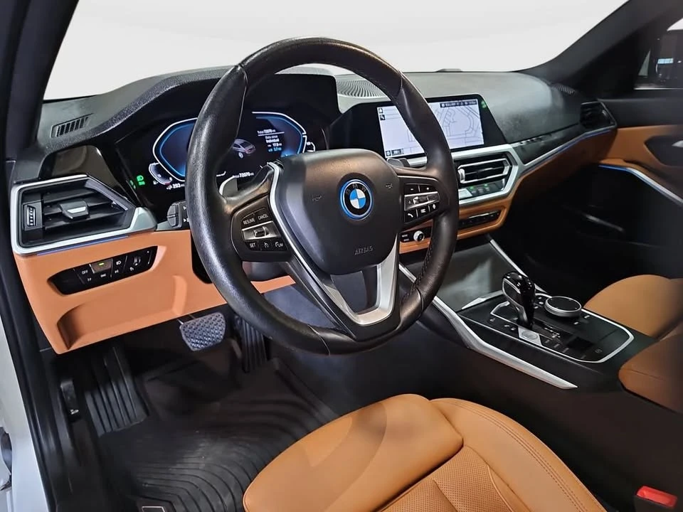 2022 BMW G20 3 Series Sedan - Image 7 of 18