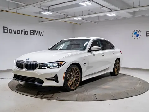 2022 BMW 3 Series 330e xDrive