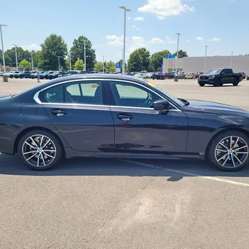 2022 BMW 3 Series 330i
