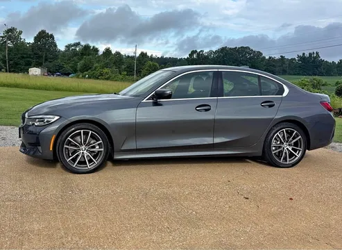 2022 BMW 330i xDrive Sedan