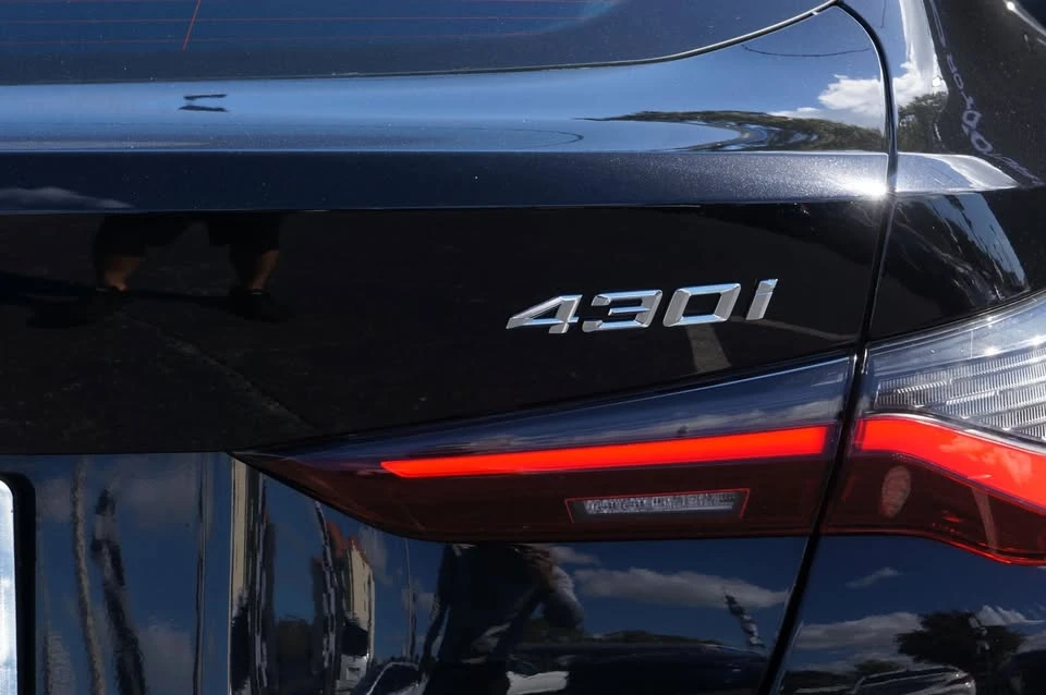 2022 BMW 4 Series - Image 10 of 17