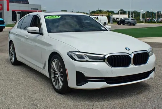 2022 BMW 5 Series 530i