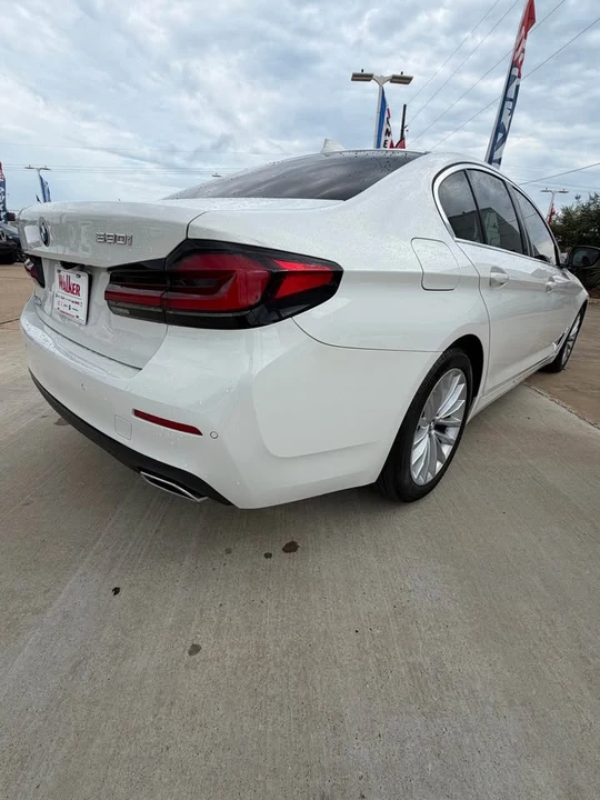 2022 BMW G30 5 Series Sedan - Image 4 of 11