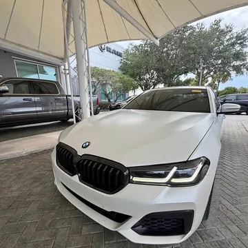 2022 BMW 5 Series M550i xDrive Sedan 4D