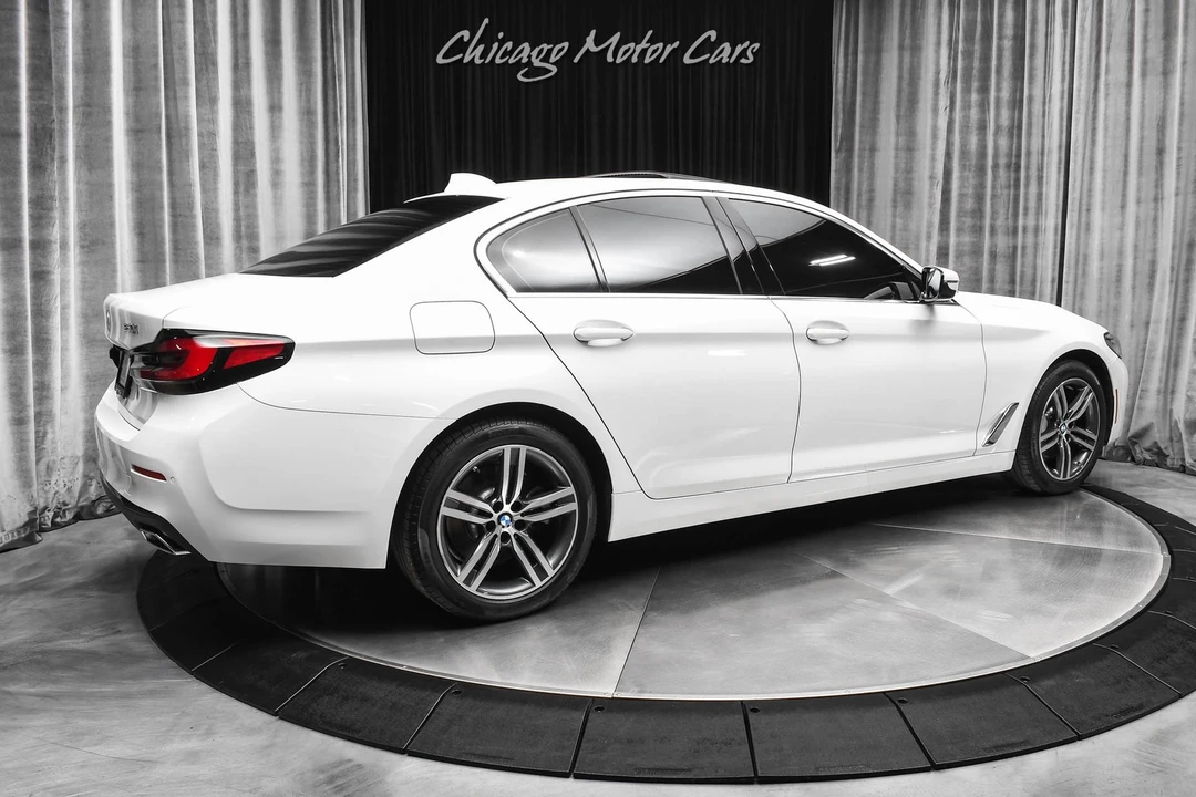 2022 BMW G30 5 Series Sedan - Image 5 of 21