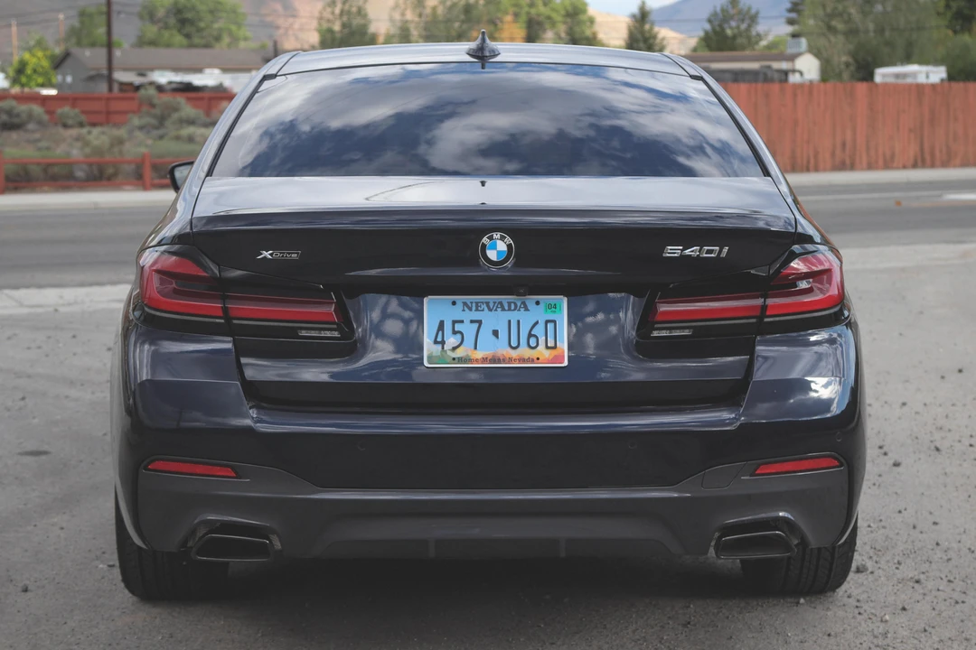 2022 BMW G30 5 Series Sedan - Image 5 of 31