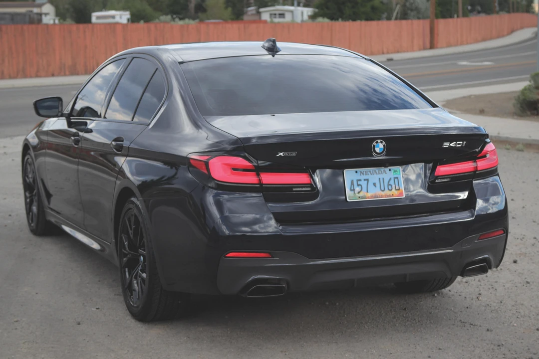 2022 BMW G30 5 Series Sedan - Image 4 of 31