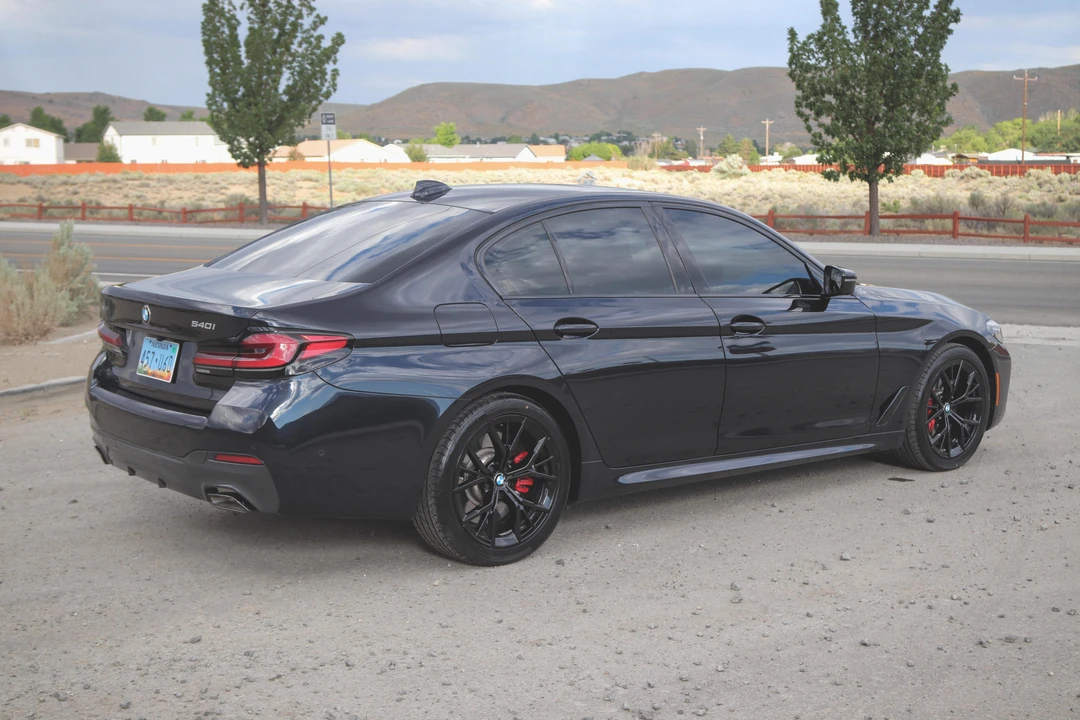 2022 BMW G30 5 Series Sedan - Image 19 of 31