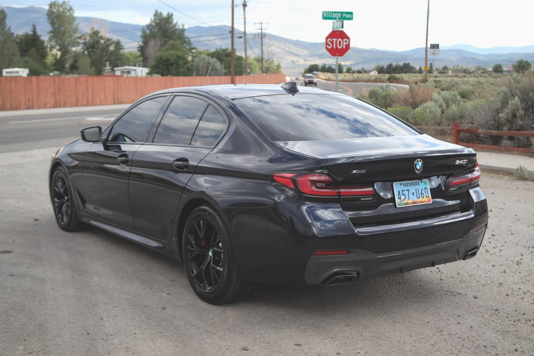 2022 BMW G30 5 Series Sedan - Image 14 of 31