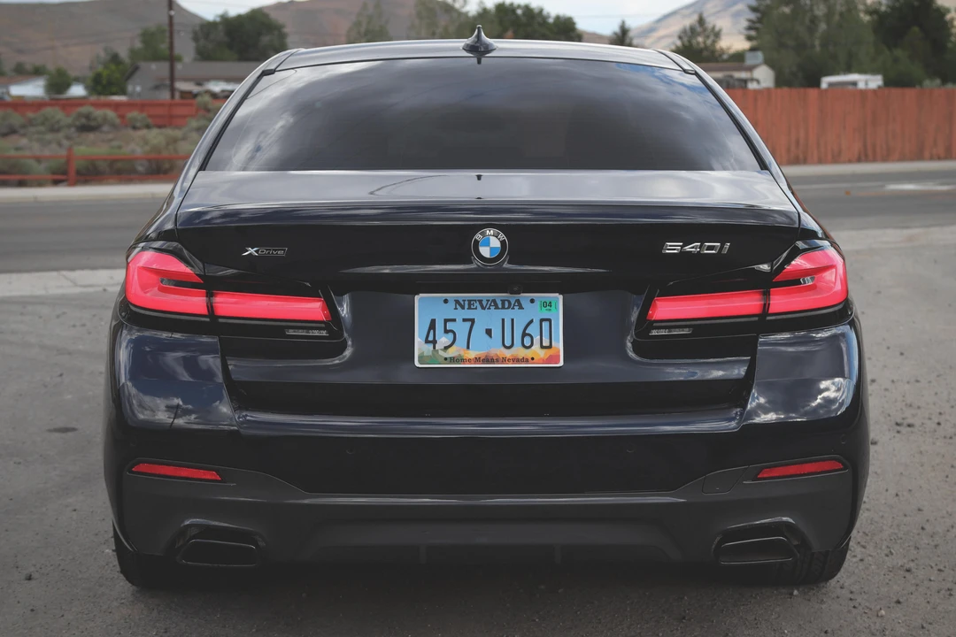 2022 BMW G30 5 Series Sedan - Image 16 of 31