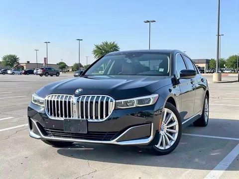 2022 BMW 7 Series 740i