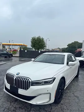 2022 BMW 7 Series 740i Sedan 4D