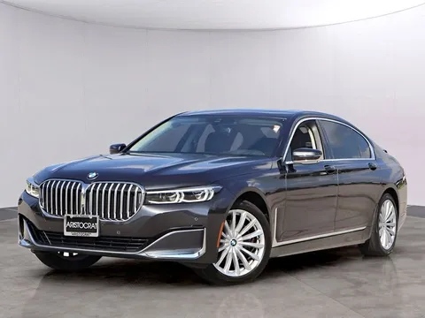 2022 BMW 740i xDrive