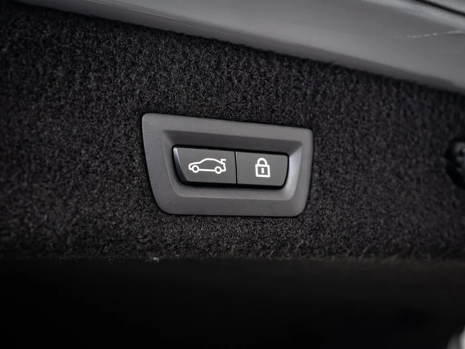 2022 BMW Alpina B7 - Image 20 of 21