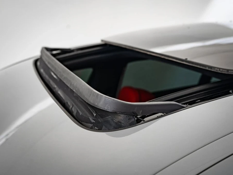 2022 BMW Alpina B7 - Image 14 of 21