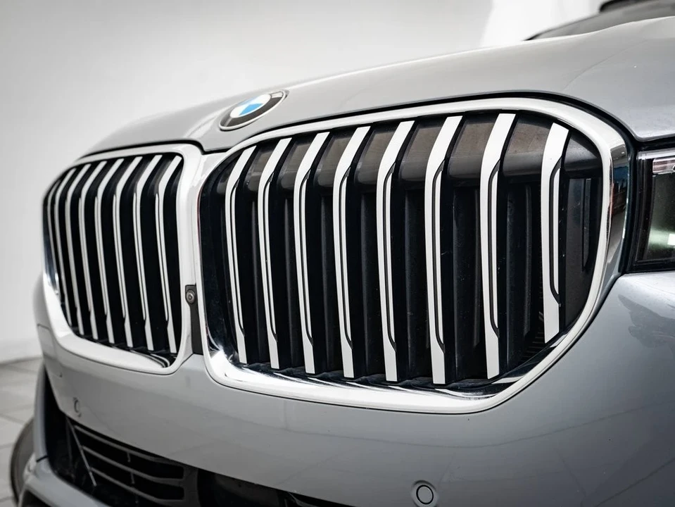 2022 BMW Alpina B7 - Image 3 of 21