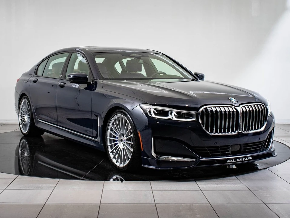 2022 BMW Alpina B7 - Image 5 of 21