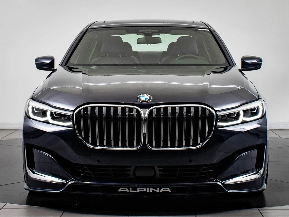 2022 BMW Alpina B7 - Image 2 of 21