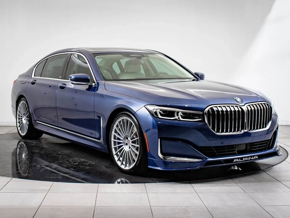 2022 BMW Alpina B7 - Image 12 of 21