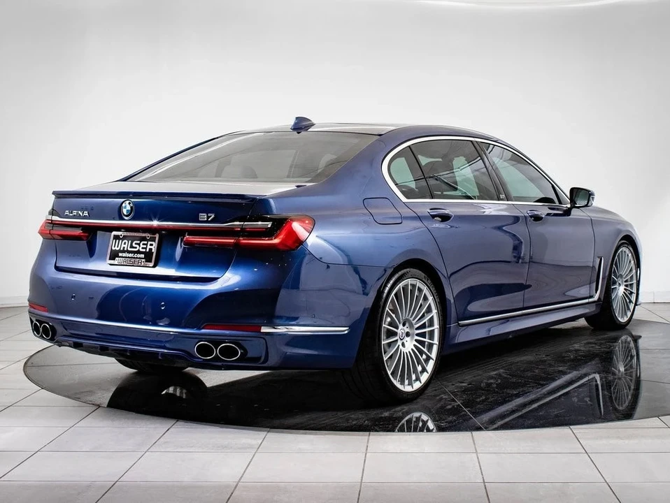 2022 BMW Alpina B7 - Image 10 of 21