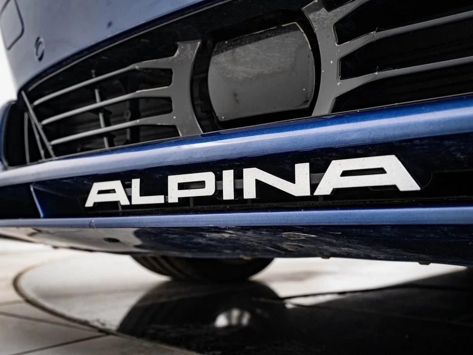 2022 BMW Alpina B7 - Image 15 of 21