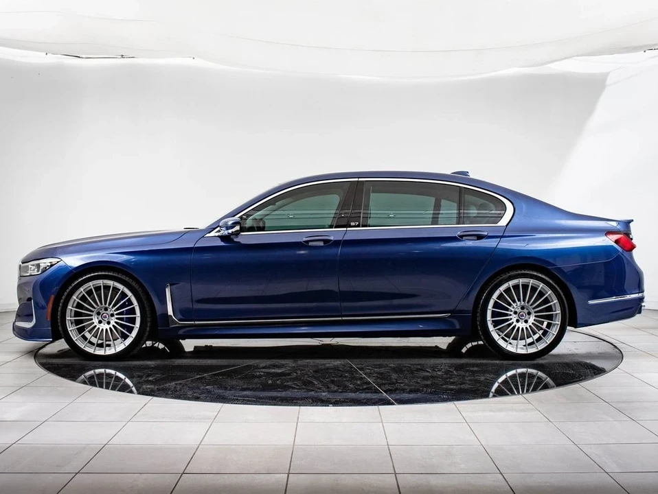 2022 BMW Alpina B7 - Image 5 of 21