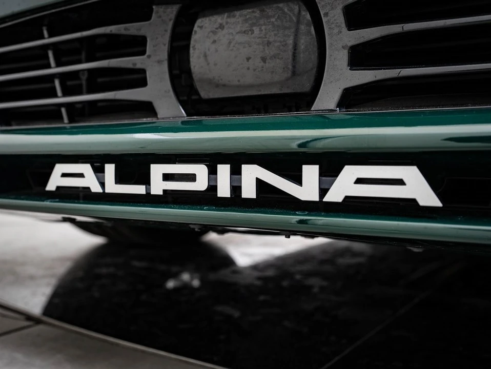 2022 BMW Alpina B7 - Image 16 of 21