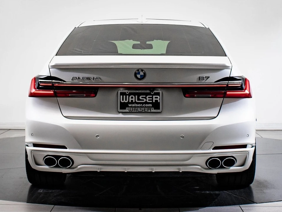 2022 BMW Alpina B7 - Image 7 of 21