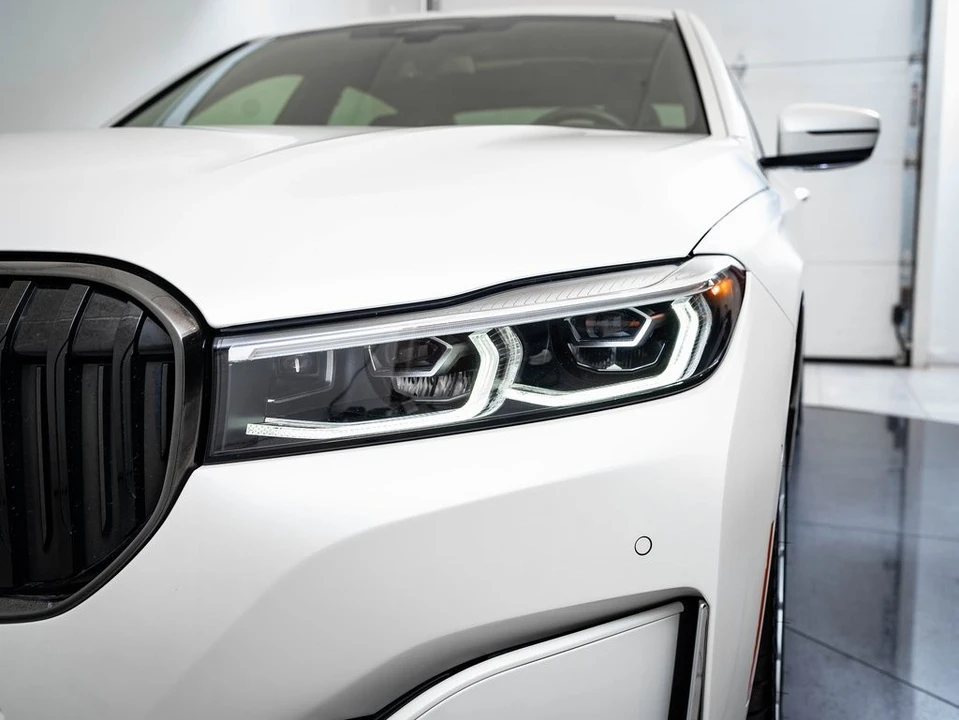 2022 BMW Alpina B7 - Image 15 of 21