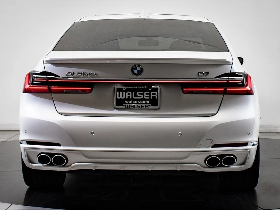 2022 BMW Alpina B7 - Image 7 of 21