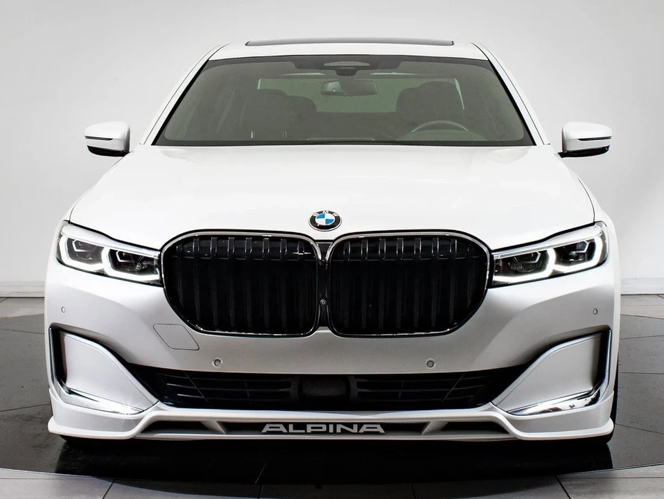 2022 BMW Alpina B7 - Image 2 of 21