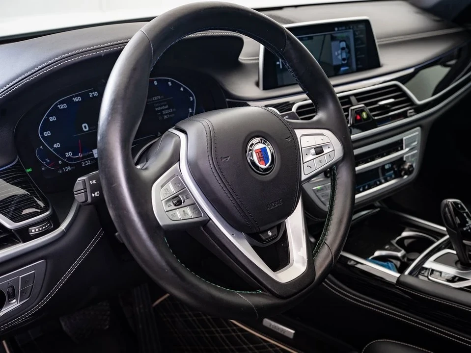 2022 BMW Alpina B7 - Image 4 of 21