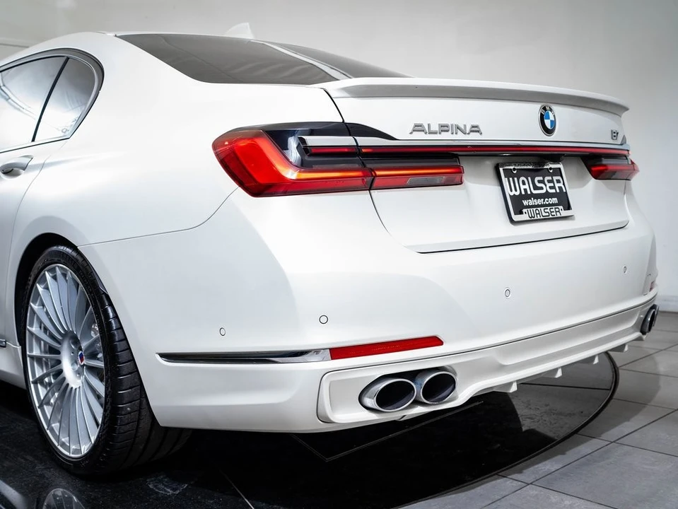 2022 BMW Alpina B7 - Image 21 of 21