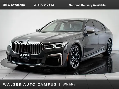 2022 BMW 7-Series M760i