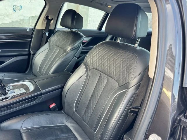2022 BMW G11/G12 7 Series - Image 16 of 21