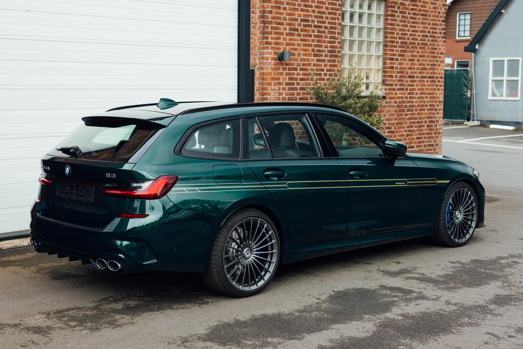 2022 BMW Alpina B3 - Image 13 of 31