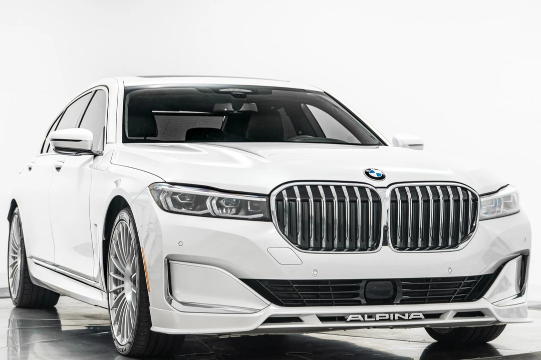 2022 BMW Alpina B7 - Image 3 of 21