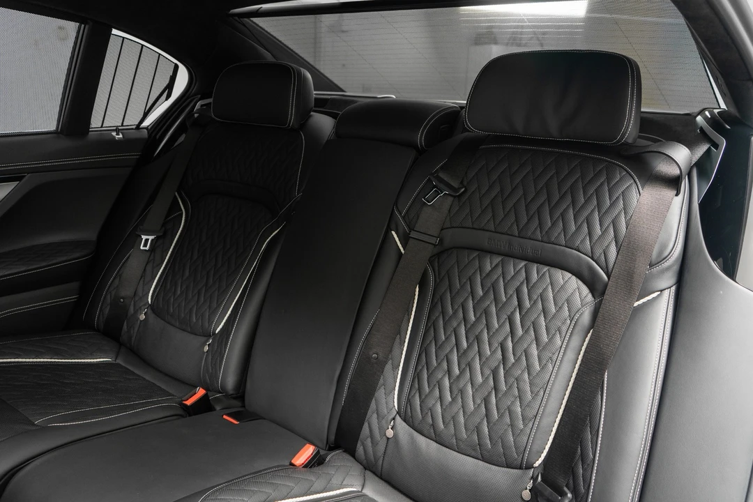 2022 BMW Alpina B7 - Image 16 of 21