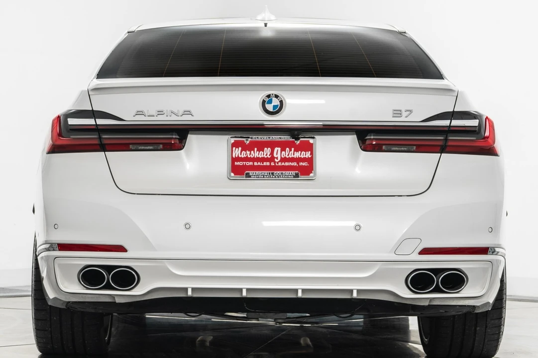2022 BMW Alpina B7 - Image 8 of 21