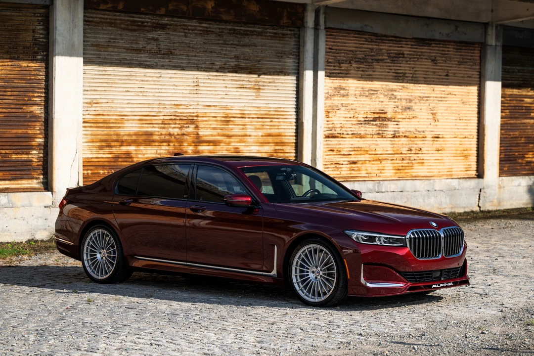 2022 BMW Alpina B7 - Image 23 of 31