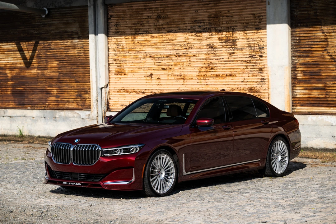 2022 BMW Alpina B7 - Image 3 of 31