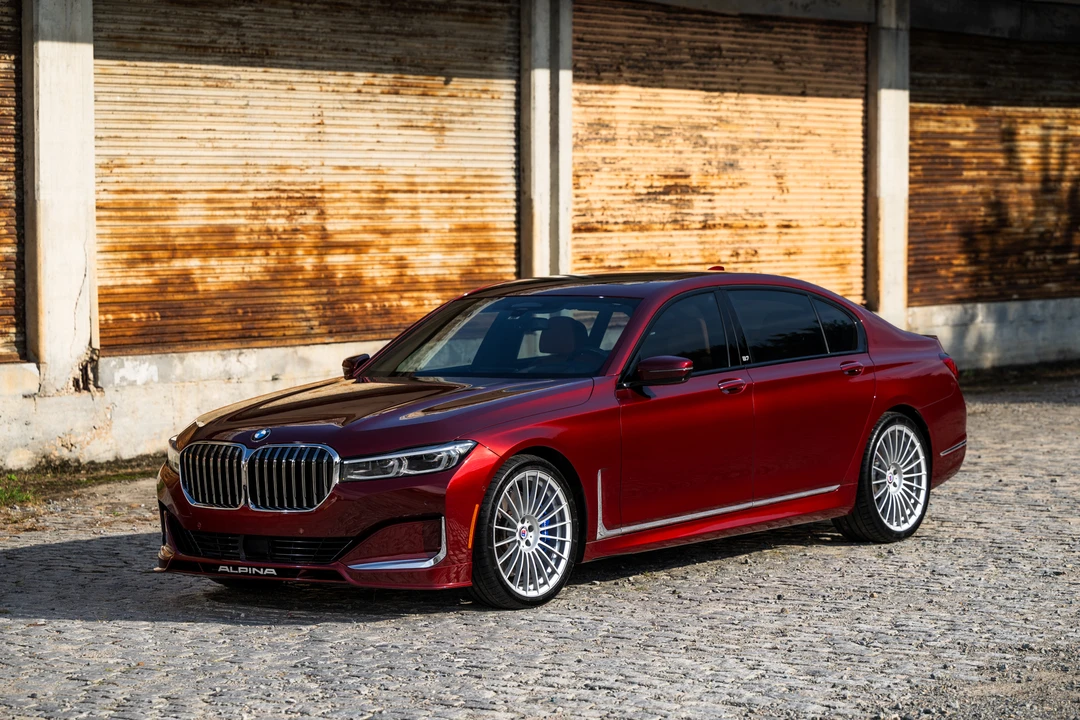 2022 BMW Alpina B7 - Image 5 of 31